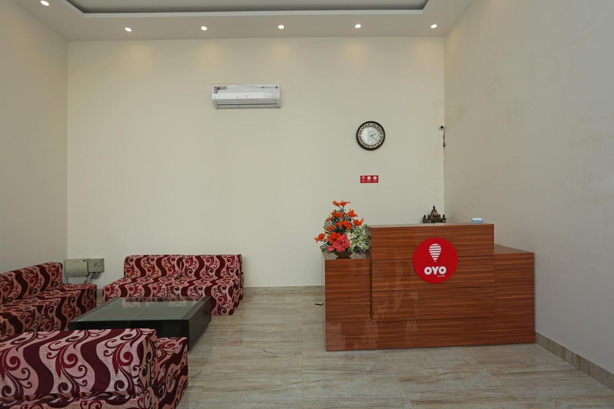 Hotel O Lakshya New Delhi Eksteriør billede